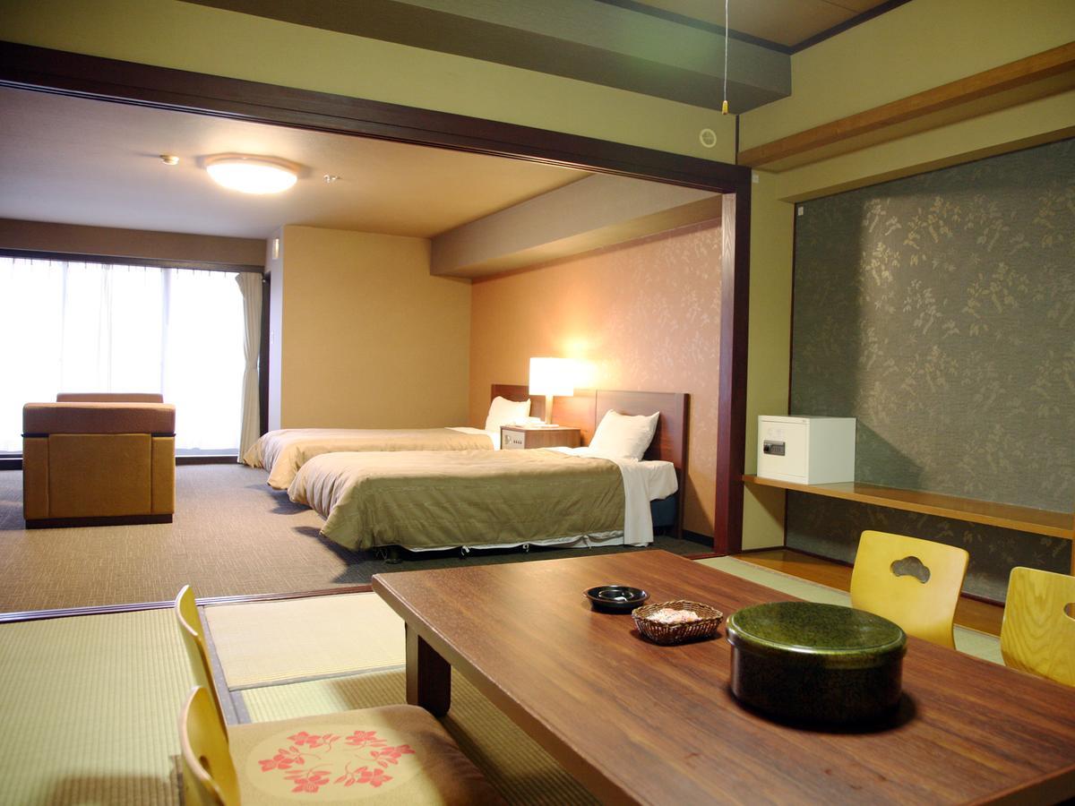 Hotel Kirishima Castle Exterior photo